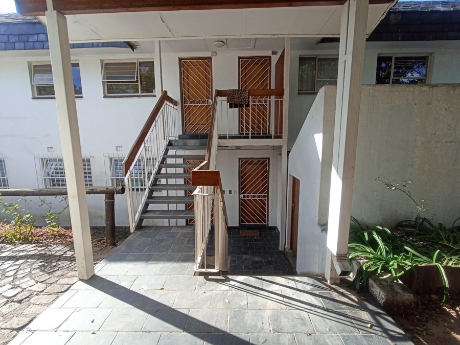 1 Bedroom Property for Sale in Corlett Gardens Gauteng
