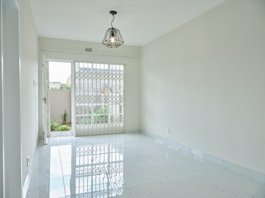 1 Bedroom Property for Sale in Edenvale Central Gauteng