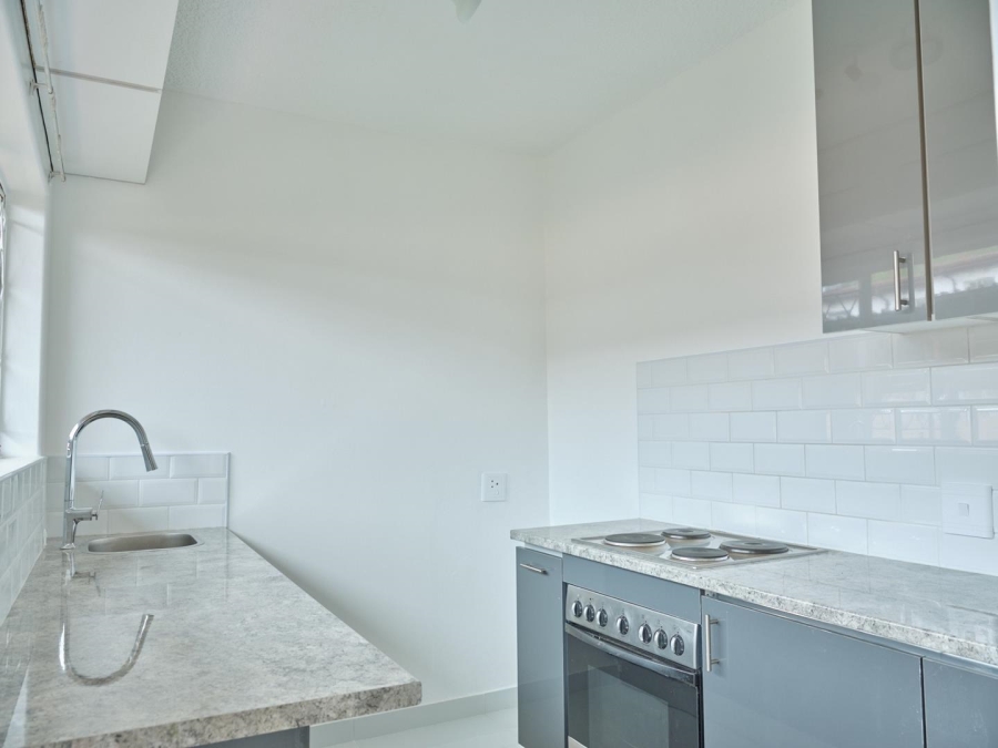 1 Bedroom Property for Sale in Edenvale Central Gauteng