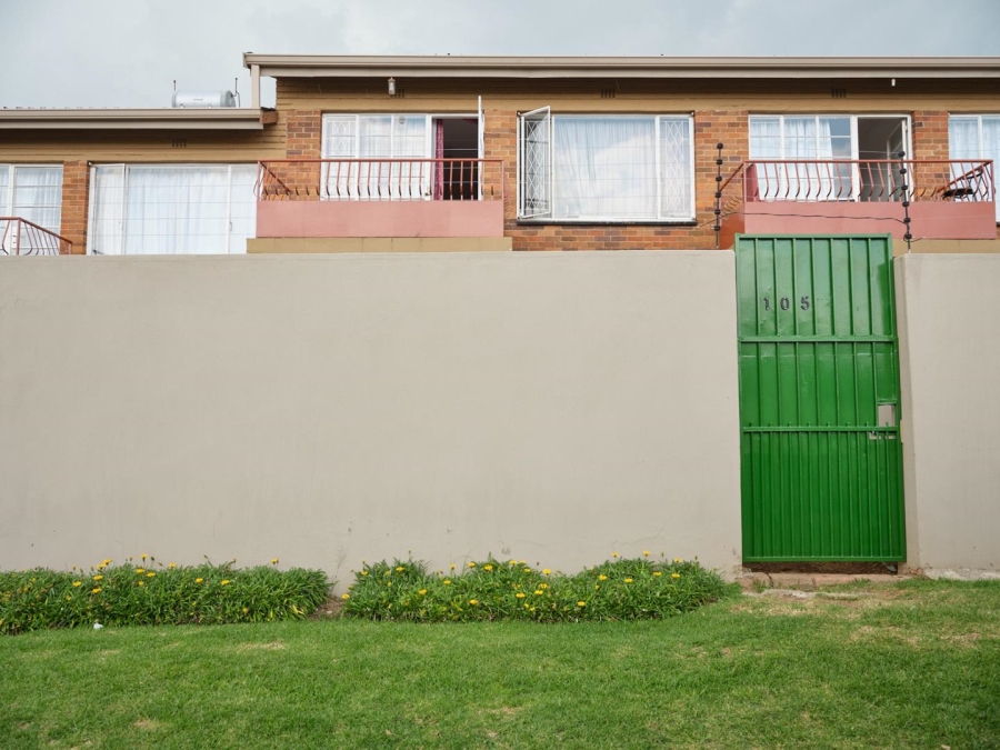1 Bedroom Property for Sale in Edenvale Central Gauteng