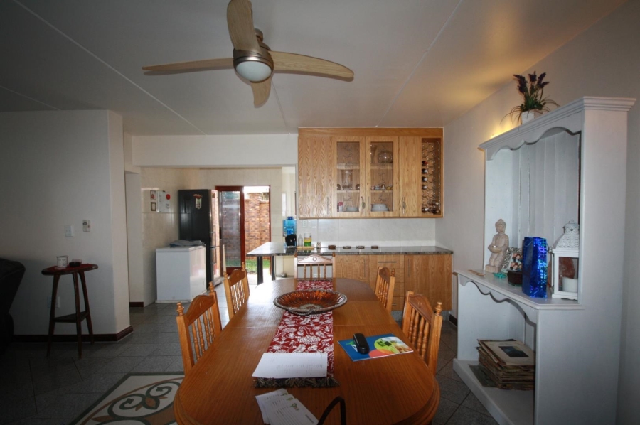 12 Bedroom Property for Sale in Edendale Gauteng