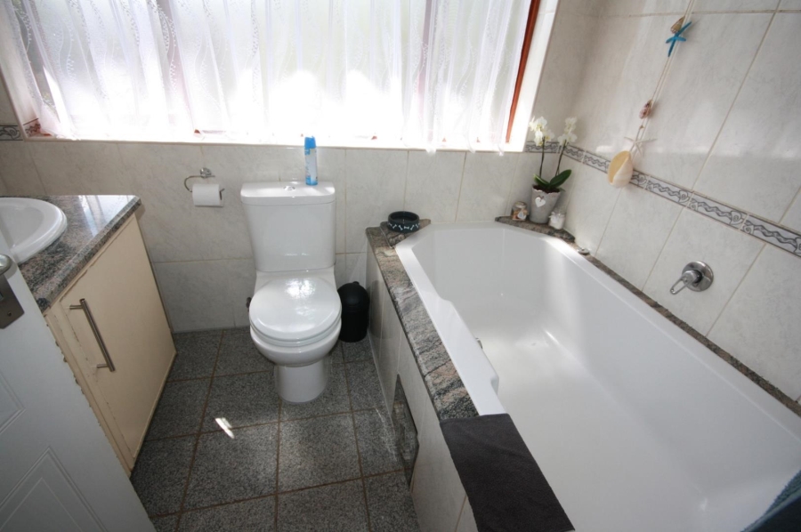 12 Bedroom Property for Sale in Edendale Gauteng