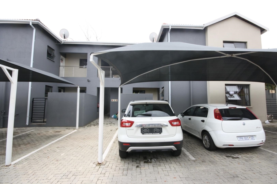2 Bedroom Property for Sale in Illiondale Gauteng