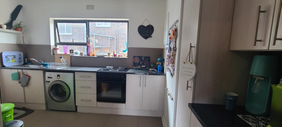 2 Bedroom Property for Sale in Edenvale Central Gauteng