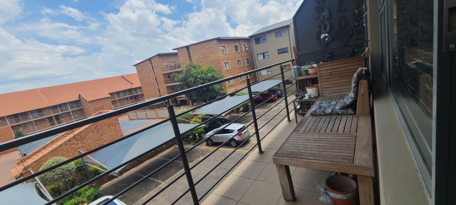 2 Bedroom Property for Sale in Edenvale Central Gauteng