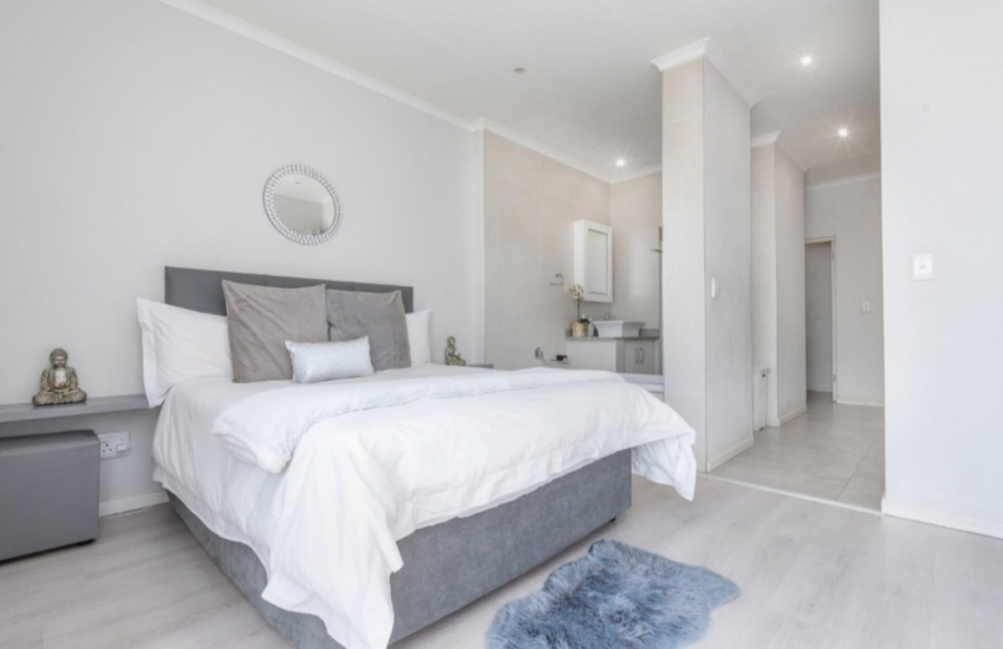 3 Bedroom Property for Sale in Edenvale Central Gauteng