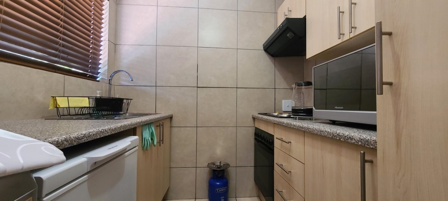 1 Bedroom Property for Sale in Edenvale Central Gauteng