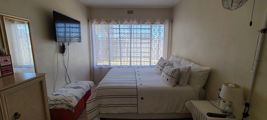 1 Bedroom Property for Sale in Edenvale Central Gauteng