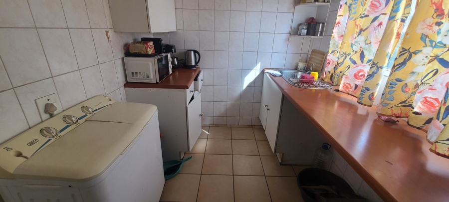 1 Bedroom Property for Sale in Edenvale Central Gauteng