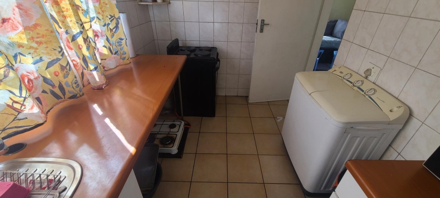 1 Bedroom Property for Sale in Edenvale Central Gauteng
