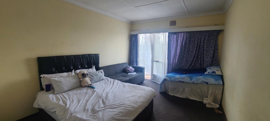 1 Bedroom Property for Sale in Edenvale Central Gauteng