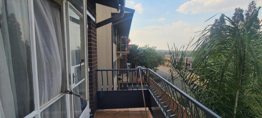 1 Bedroom Property for Sale in Edenvale Central Gauteng