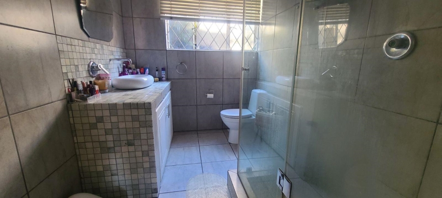 4 Bedroom Property for Sale in Kensington Gauteng