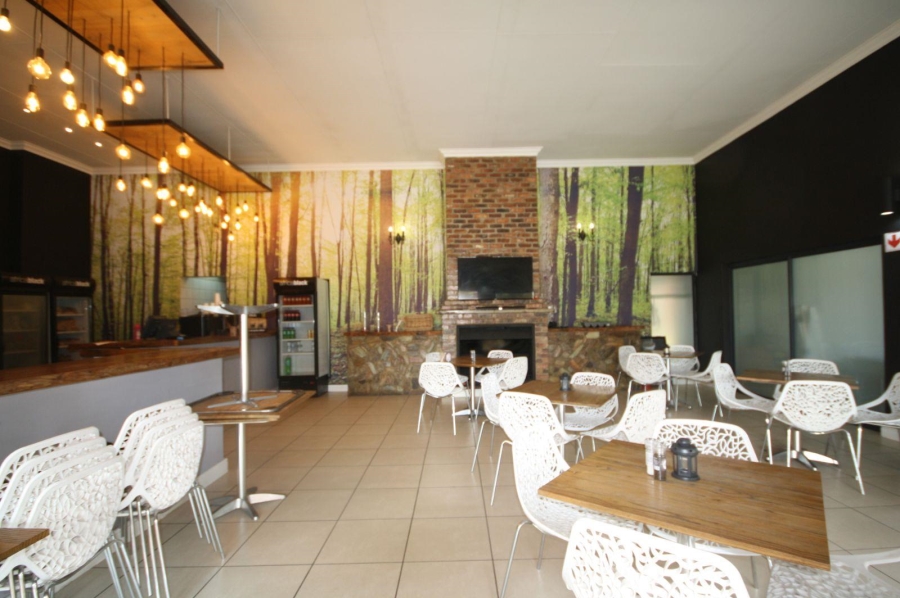 3 Bedroom Property for Sale in Greenstone Crest Gauteng