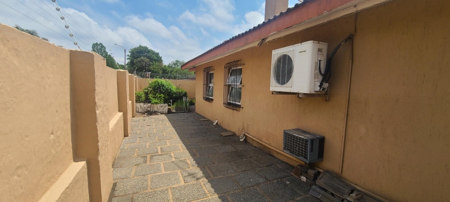 3 Bedroom Property for Sale in Edenvale Central Gauteng