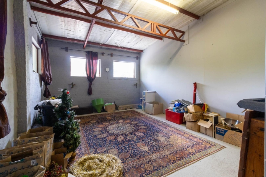 18 Bedroom Property for Sale in Edenvale Central Gauteng