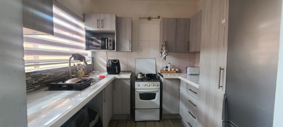 2 Bedroom Property for Sale in Edenvale Central Gauteng