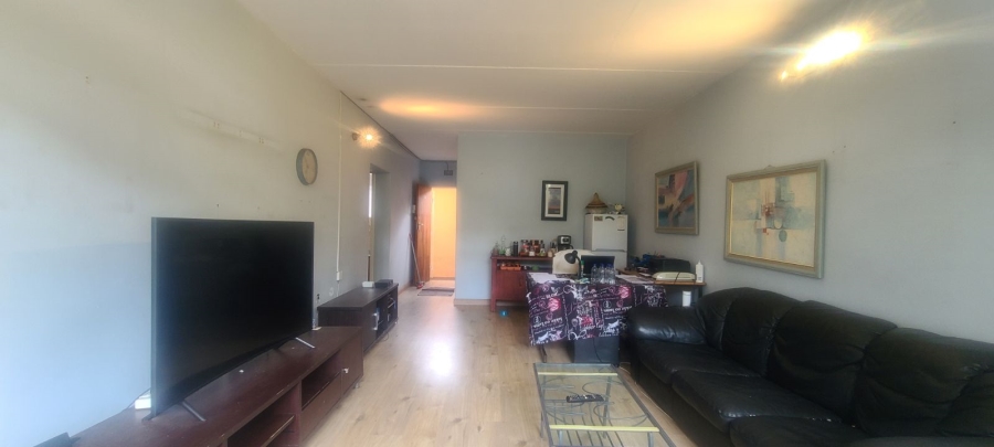 2 Bedroom Property for Sale in Edenvale Central Gauteng