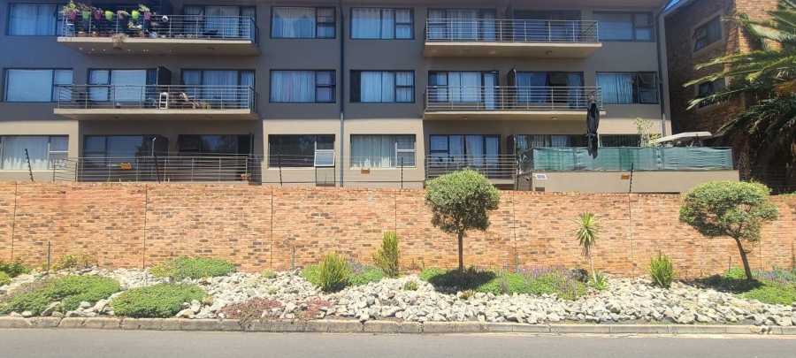 2 Bedroom Property for Sale in Edenvale Central Gauteng