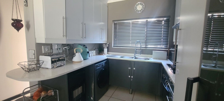 3 Bedroom Property for Sale in Acacia Gauteng