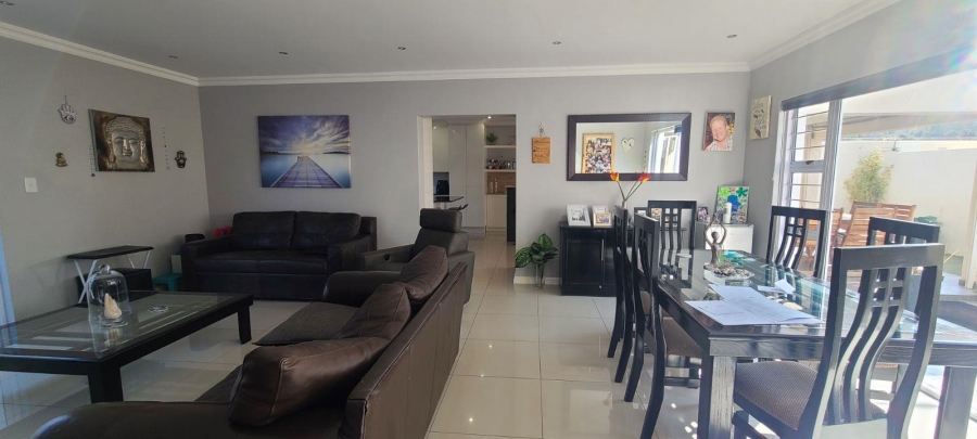 3 Bedroom Property for Sale in Edenvale Central Gauteng