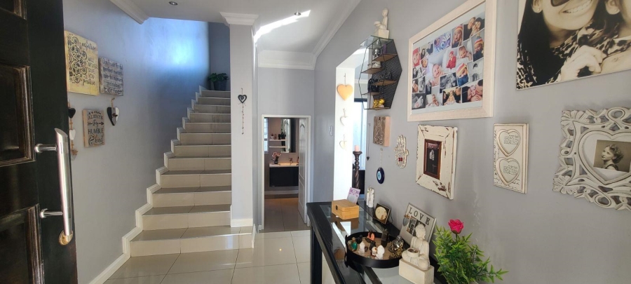 3 Bedroom Property for Sale in Edenvale Central Gauteng