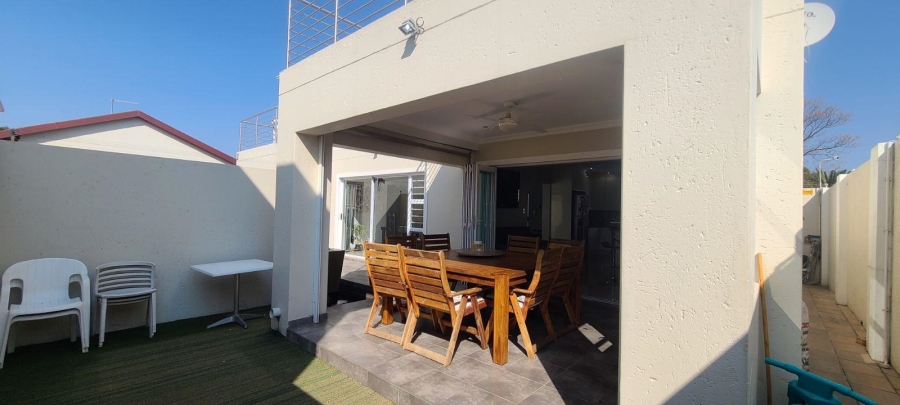 3 Bedroom Property for Sale in Edenvale Central Gauteng