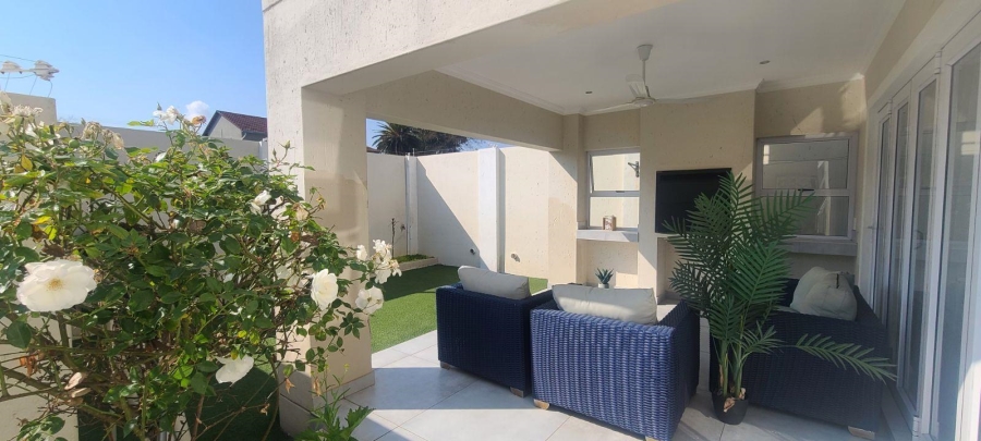 3 Bedroom Property for Sale in Edenvale Central Gauteng