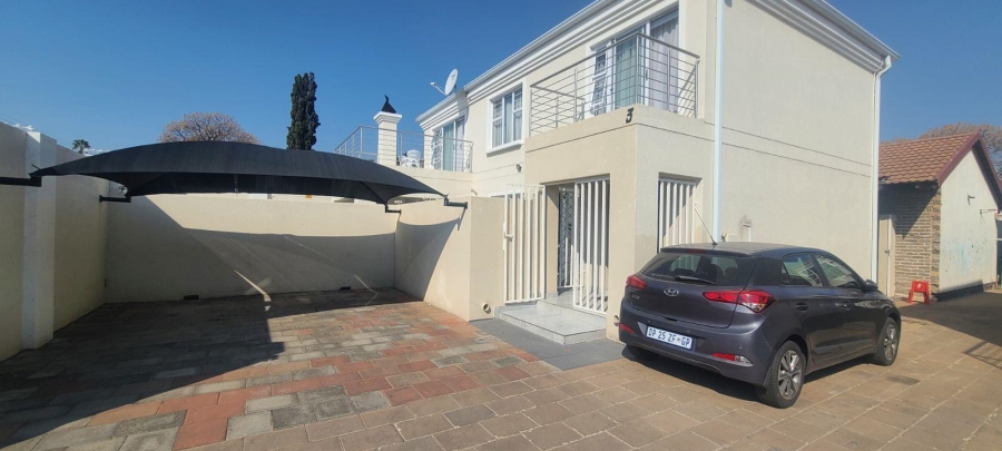 3 Bedroom Property for Sale in Edenvale Central Gauteng