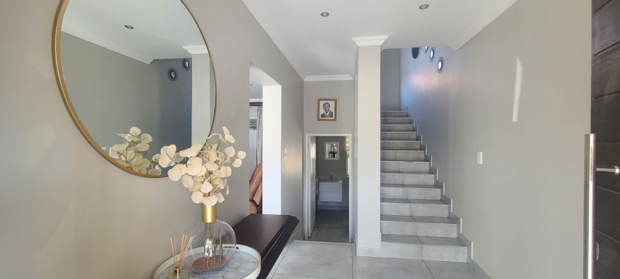 3 Bedroom Property for Sale in Edenvale Central Gauteng