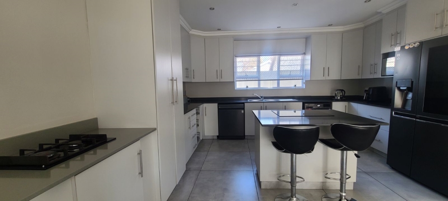 3 Bedroom Property for Sale in Edenvale Central Gauteng