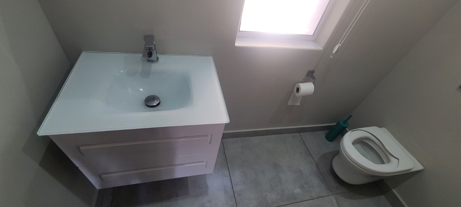 3 Bedroom Property for Sale in Edenvale Central Gauteng