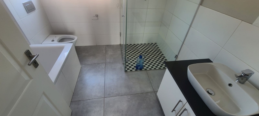 3 Bedroom Property for Sale in Edenvale Central Gauteng