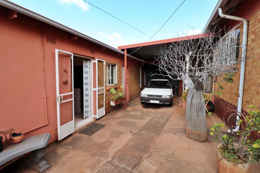 3 Bedroom Property for Sale in Edendale Gauteng