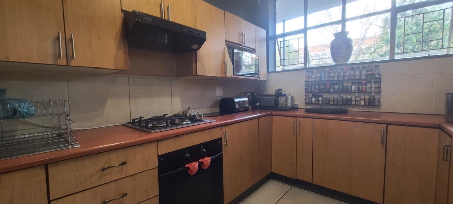 2 Bedroom Property for Sale in Edenvale Central Gauteng