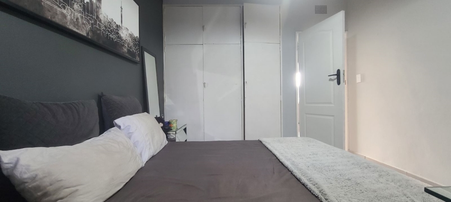2 Bedroom Property for Sale in Edenvale Central Gauteng