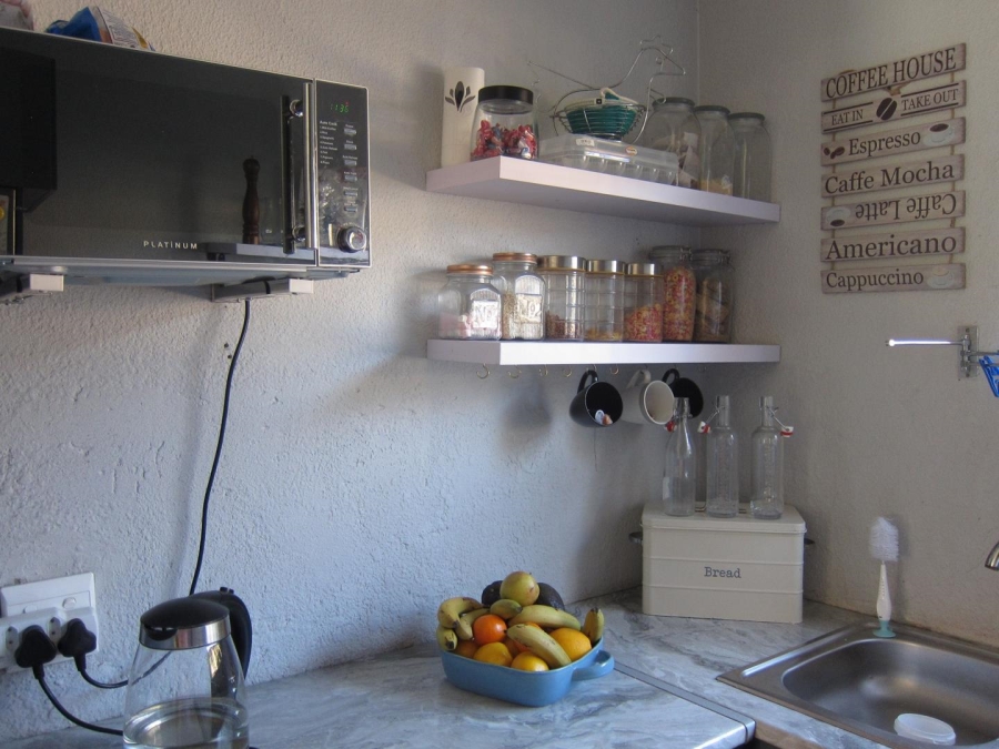 2 Bedroom Property for Sale in Linmeyer Gauteng