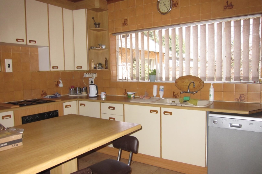 3 Bedroom Property for Sale in Robertsham Gauteng