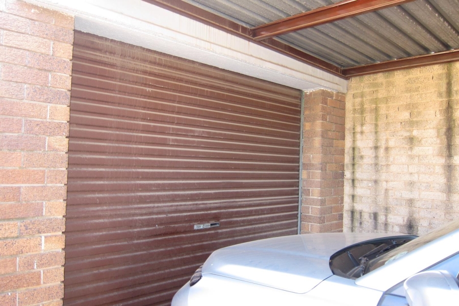 3 Bedroom Property for Sale in Robertsham Gauteng