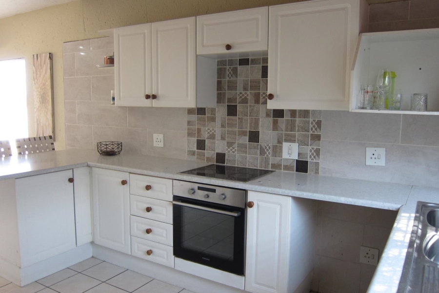 3 Bedroom Property for Sale in Suideroord Gauteng