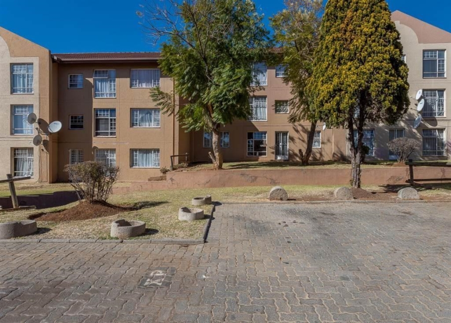2 Bedroom Property for Sale in Alan Manor Gauteng