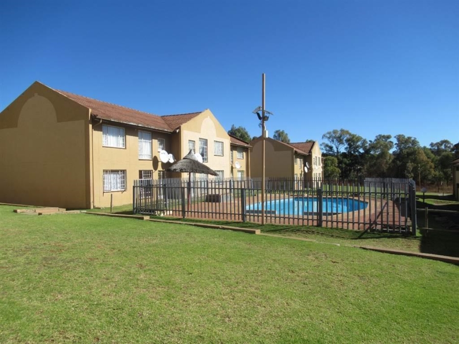2 Bedroom Property for Sale in Alan Manor Gauteng