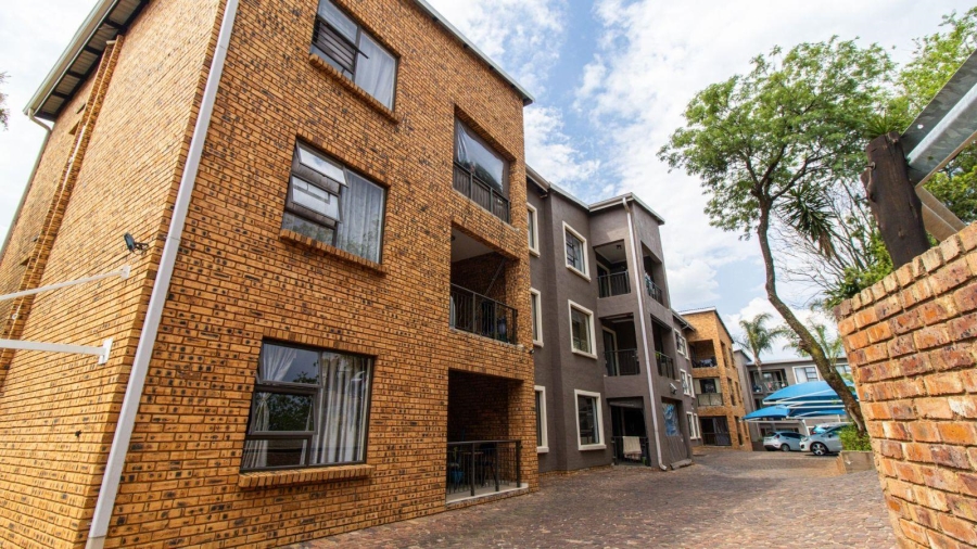 2 Bedroom Property for Sale in Mulbarton Gauteng