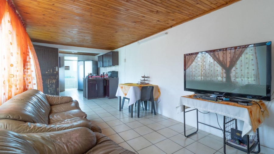 5 Bedroom Property for Sale in Chrisville Gauteng