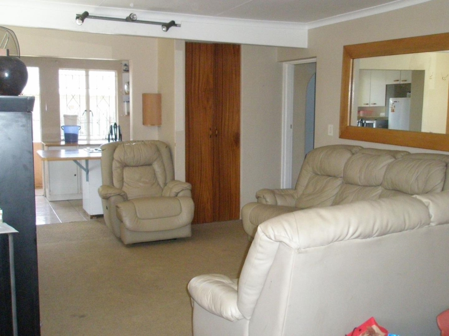 6 Bedroom Property for Sale in Suideroord Gauteng