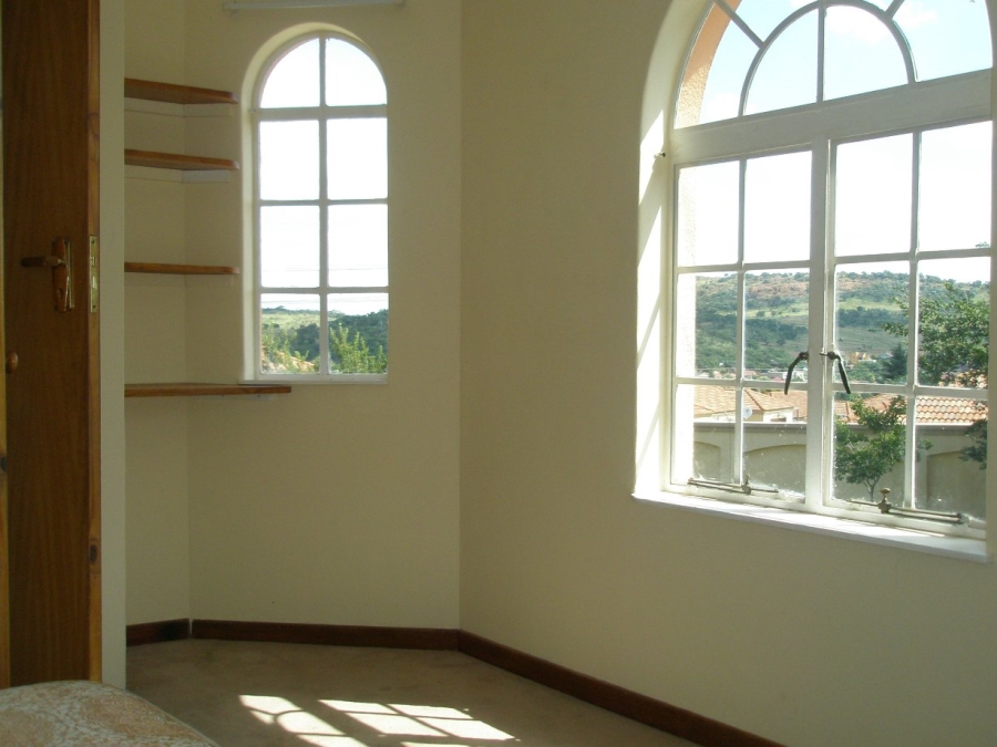 6 Bedroom Property for Sale in Suideroord Gauteng