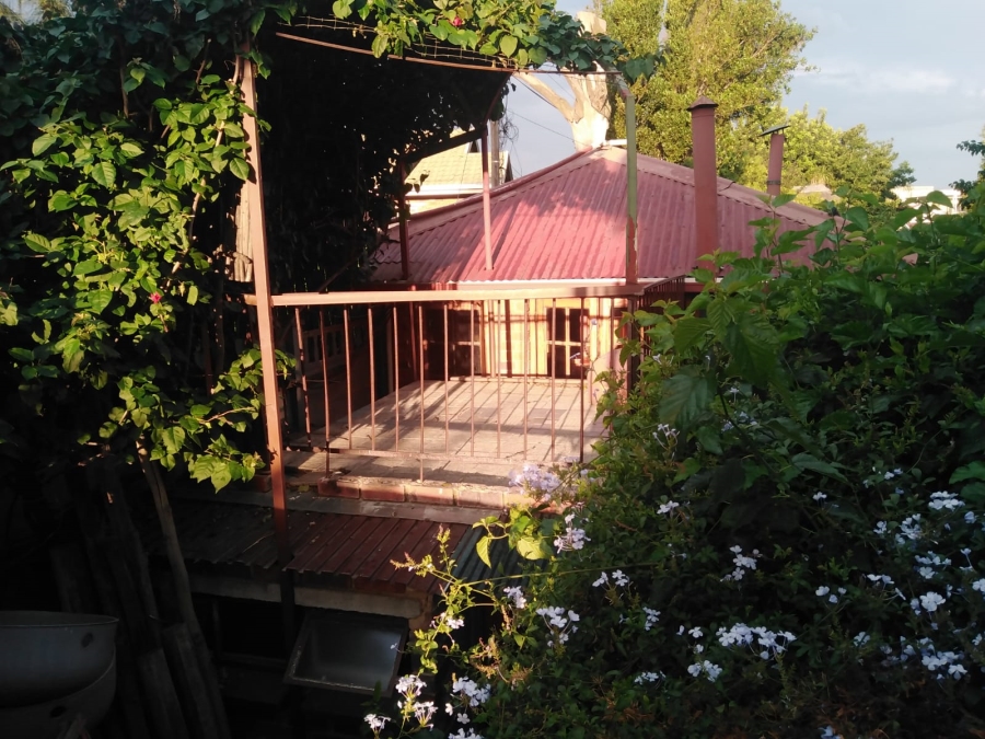 6 Bedroom Property for Sale in Suideroord Gauteng