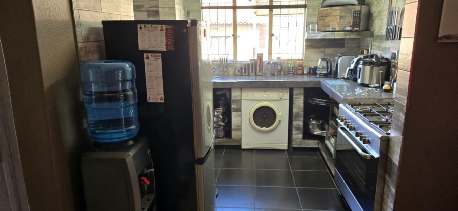 4 Bedroom Property for Sale in Mayberry Park Gauteng