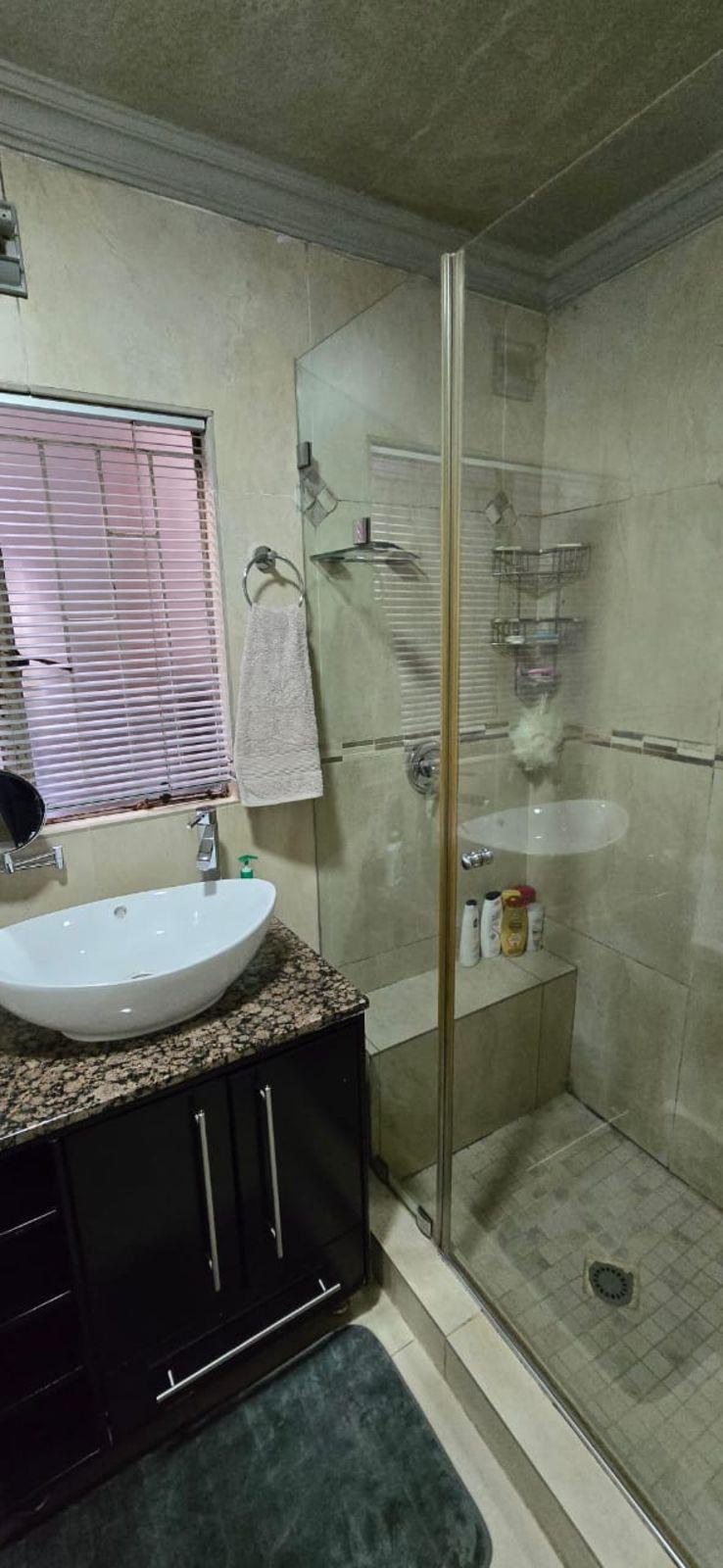 4 Bedroom Property for Sale in Mayberry Park Gauteng