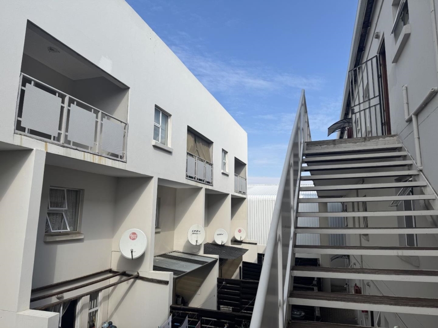 2 Bedroom Property for Sale in Mayberry Park Gauteng